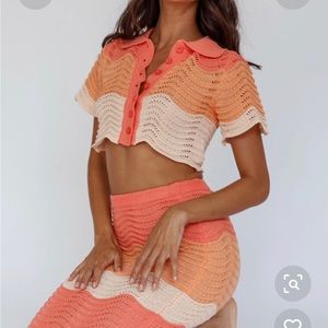 Selfie Leslie - may blooms knit button up top and maxi shirt size small